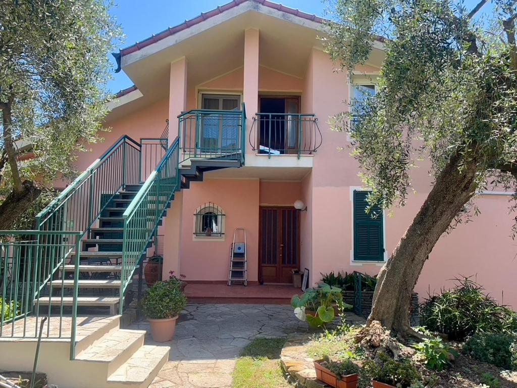 Agriturismo Ada Musso Ss Diano Borello Eksteriør bilde
