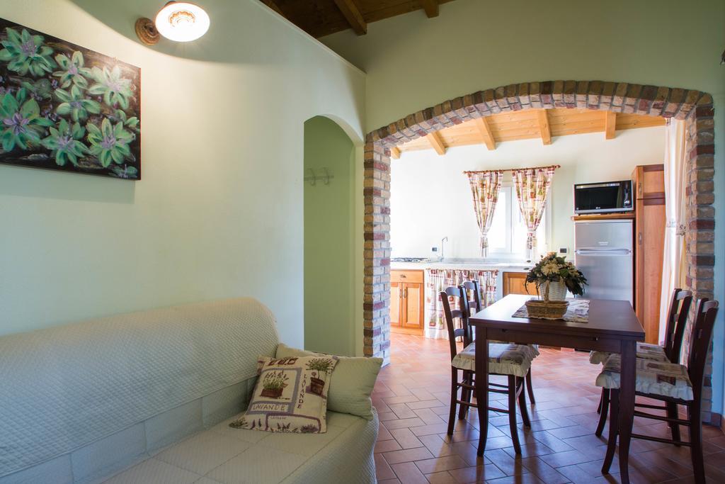 Agriturismo Ada Musso Ss Diano Borello Rom bilde